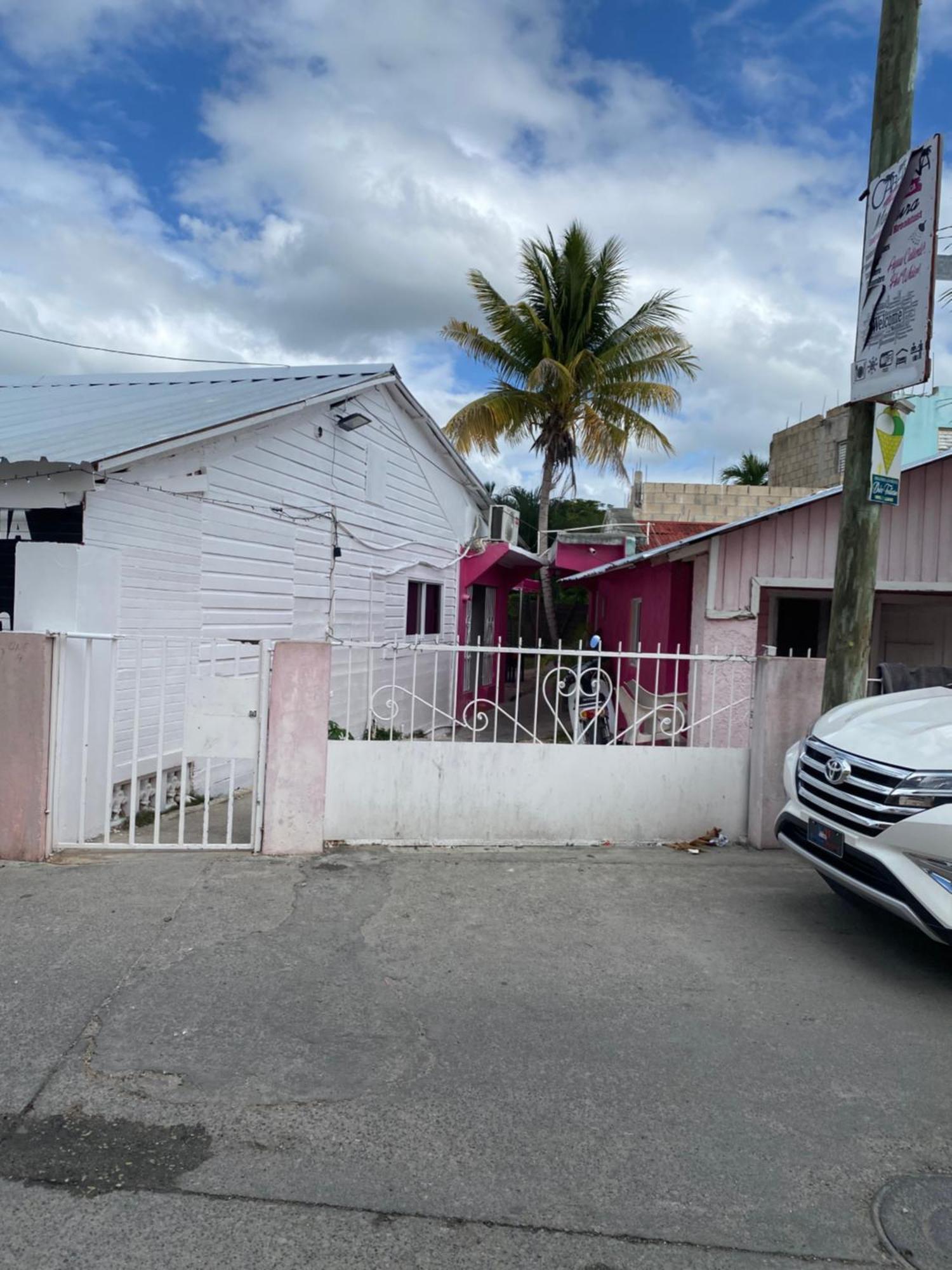 Central Rooms Bayahibe Exterior photo